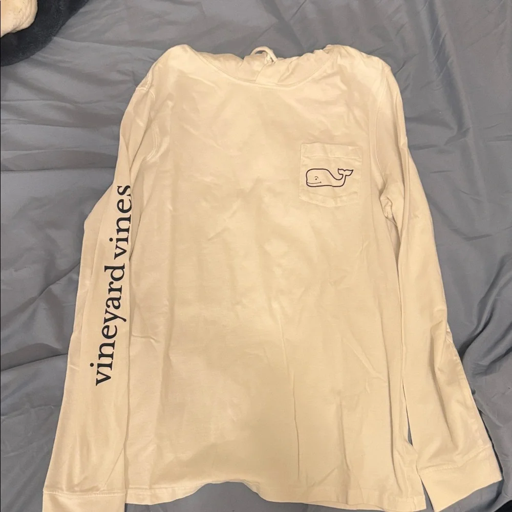 Vineyard Vines White Long Sleeve Tee with Logo - Picture 1 of 6